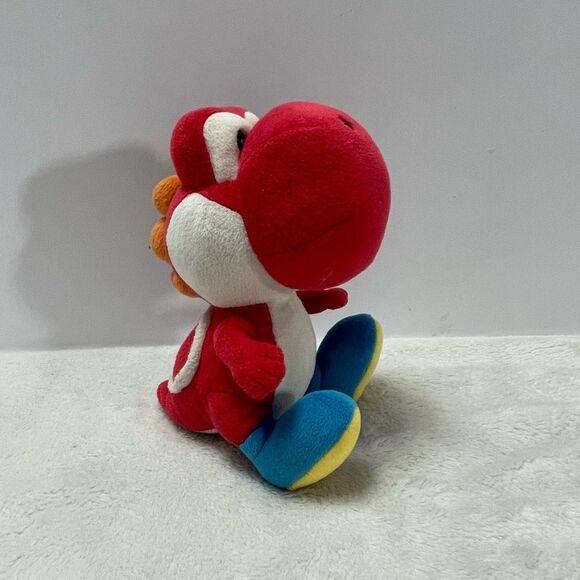 Nintendo Super Mario Bros 2015 Red YOSHI 8" Plush Stuffed Toy - Picture 1 of 6
